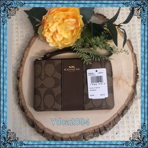 ***SOLD***COACH Wristlet